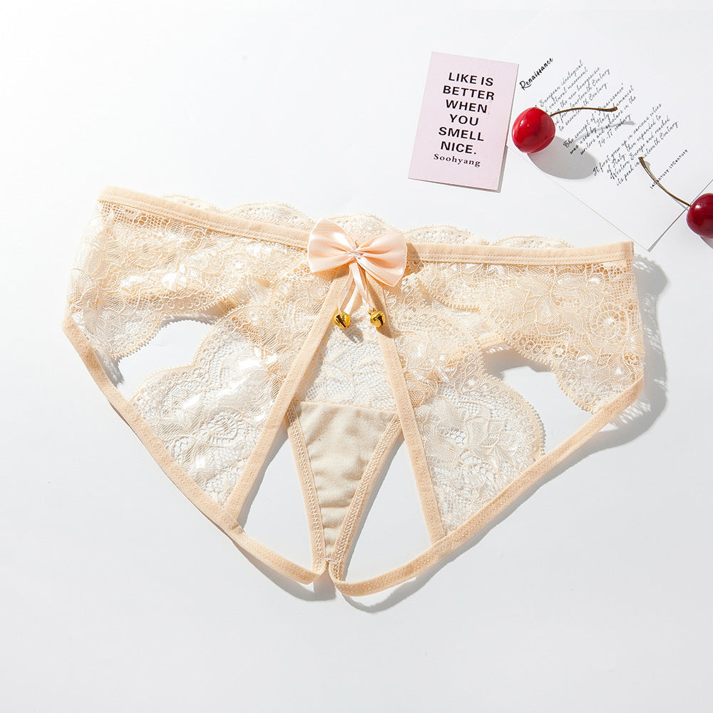 【さくらんぼチャーム付き】穴空きセクシーショーツ